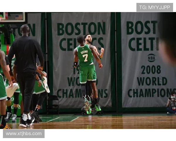 用配角阵容评价布朗不公 普里查德豪瑟应站出来为核心发声